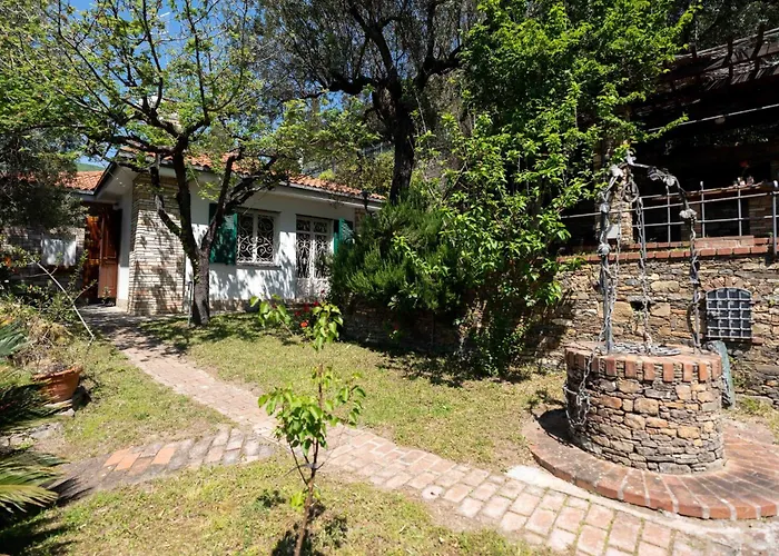 Girasole By Interhome * Алассио